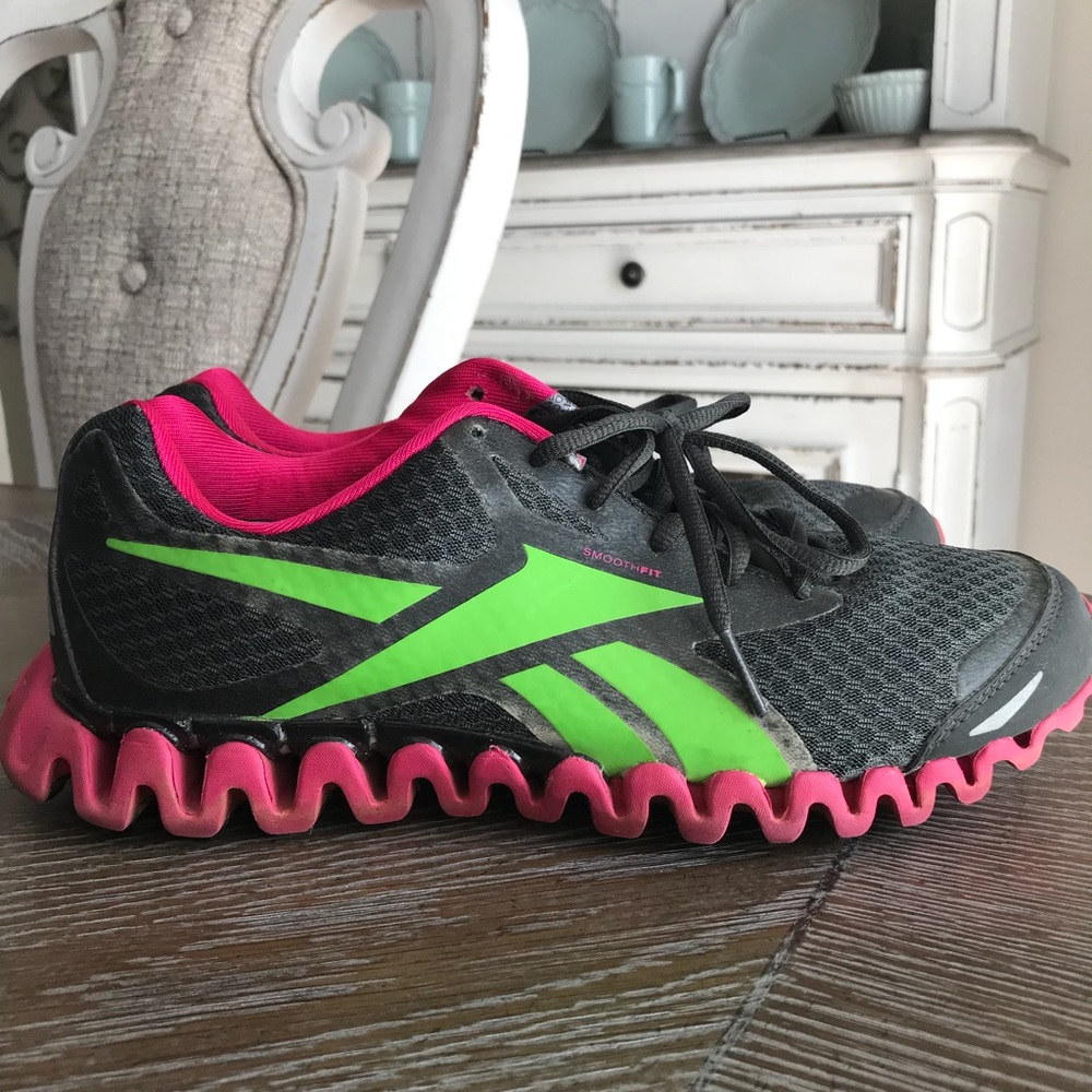 Reebok Zigs Women’s 7.5